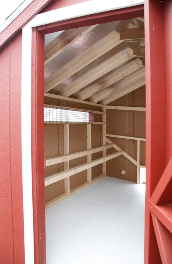 Quaker Heritage Coop: 15-Hen Homestead - Image 2