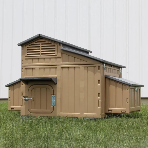 Snap Lock Formex Chicken Coop, Large Tan (Up to 8 Chickens)